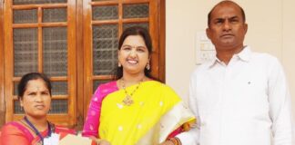 ఓటు హక్కును ప్రతి పౌరుడు కాపాడుకోవాలి ఎక్స్ జెడ్పిటిసి తాండ్ర విశాల శ్రవణ్ రెడ్డి