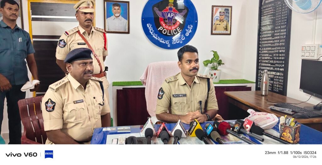 కడప ఎస్పీ కీలక నిర్ణయం: పోరుమామిళ్లలో అందుబాటులోకి సీఐ కార్యాలయం.. ఇకపై డ్రోన్ల నిఘా నీడలో నేరగాళ్లు!