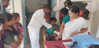 రెండు చుక్కలు.. జీవితాంతం రక్షణ – గుగ్గిళ్లలో పల్స్ పోలియో కార్యక్రమాన్ని ప్రారంభించిన — సర్పంచ్ గుగ్గిళ్ల మల్లయ్య