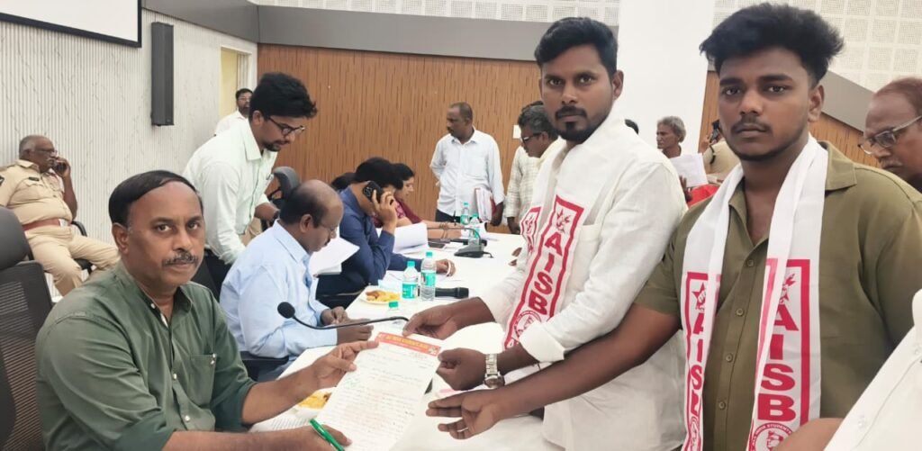 విధులపట్ల నిర్లక్ష్యంగా వ్యవహరిస్తున్న ఆర్.ఐ.ఓ ను సస్పెండ్ చేయాలి: ఏ.ఐ.ఎస్.బి రాష్ట్ర అధ్యక్షులు సగిలి రాజేంద్ర ప్రసాద్.