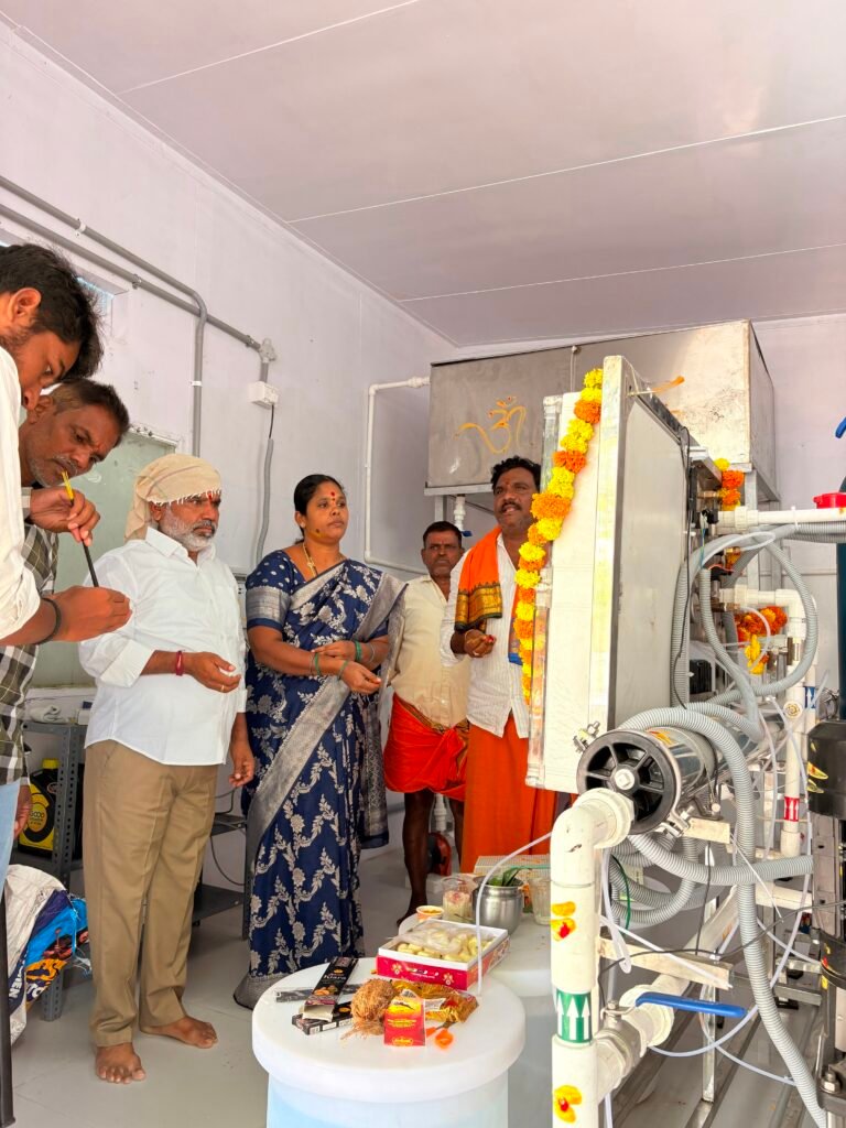 ఇటిక్యాలలో ఐజెల్ వాటర్ ప్లాంట్‌ను ప్రారంభించిన స్వప్న సురేందర్ గౌడ్