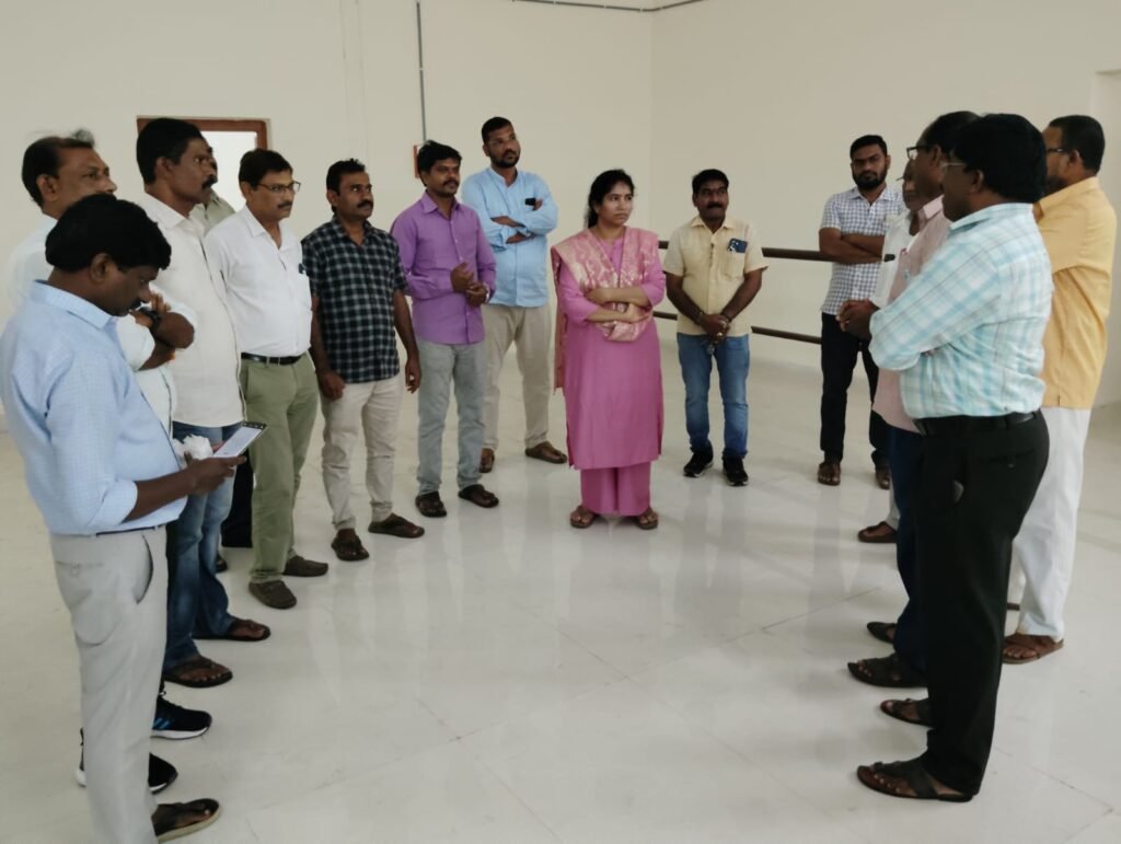 ప్రజలు ఉచిత న్యాయ సేవలను వినియోగించుకోవాలి
