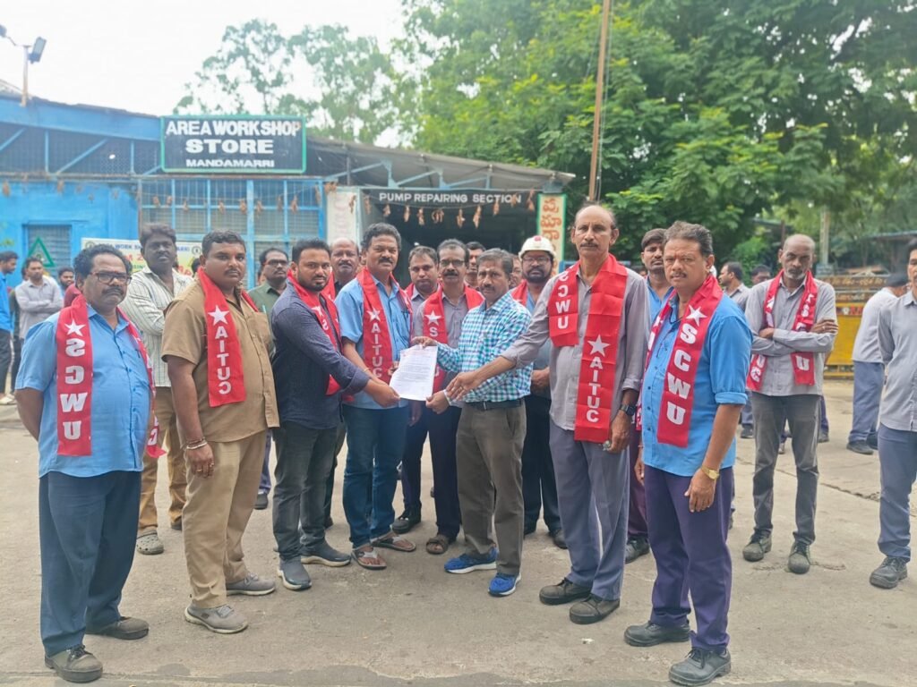షాప్ కార్మికుల సమస్యలు పరిష్కరించాలి
