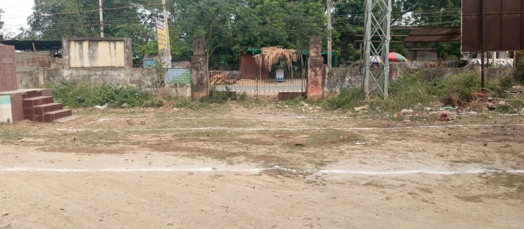 ప్రజా ప్రయోజనాలకు భంగం కల్గిస్తే చూస్తూ ఊరుకోం: లీజు పేరుతో రెవిన్యూ స్థలాన్ని కాజేసే ప్రయత్నాలపై ప్రజా, జర్నలిస్ట్ సంఘాల తీవ్ర ఆగ్రహం