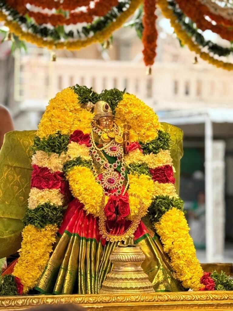 గరుడాద్రి క్షేత్రంలో జూలై 19న శ్రీ గోదాదేవికి లక్ష గాజుల మహోత్సవం….  గాజులమ్మగా భక్తులకు దర్శనం ఇవ్వనున్న ఆండాళమ్మ తల్లి
