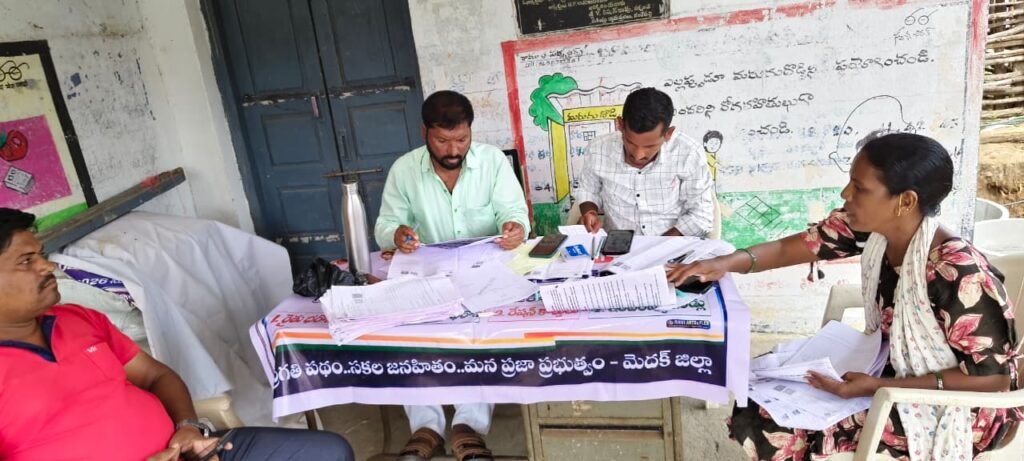 వేగంగా సాగుతున్న ఎస్ఐర్ ఎన్యుమరేషన్ ప్రక్రియ