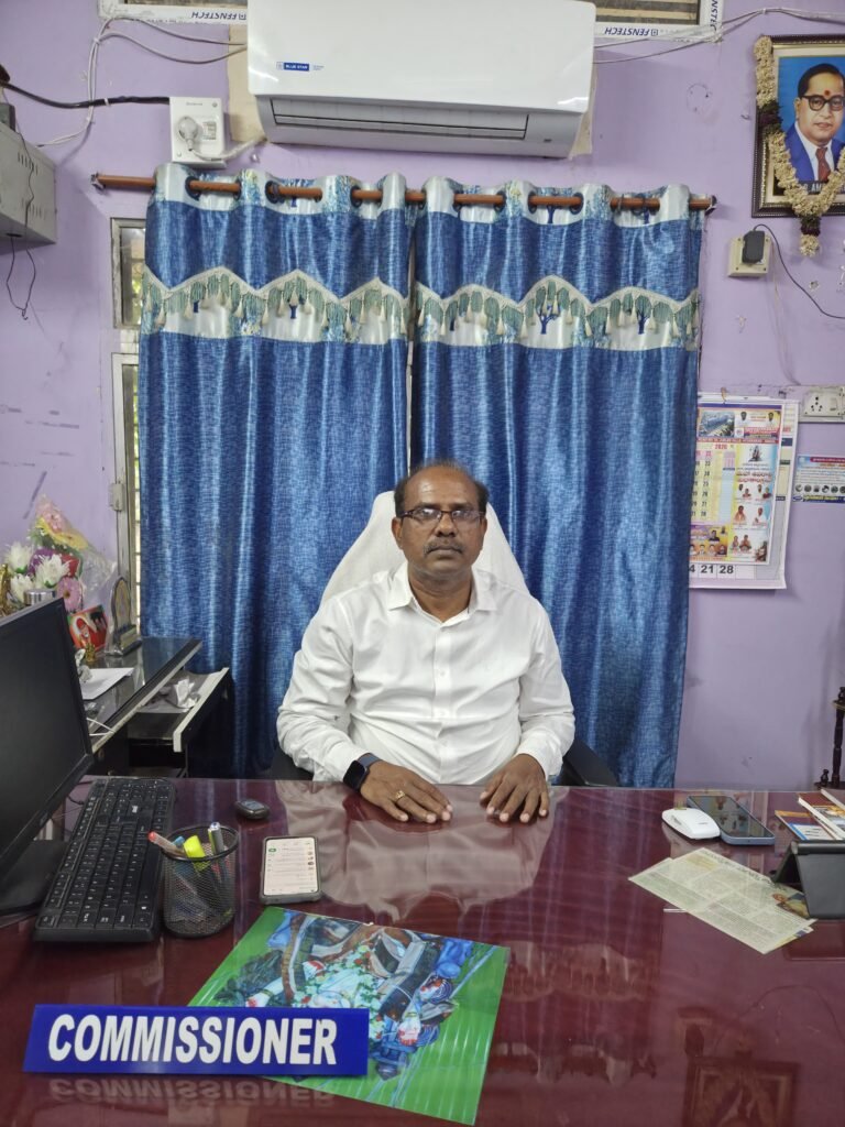 వర్షపు నీటి ఇంకుడు గుంతల నిర్మాణం తప్పనిసరి<br>