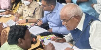 ఎస్సీ ఎస్టీ కమిషన్ చైర్మన్ ను కలిసిన బూడిద రాజు