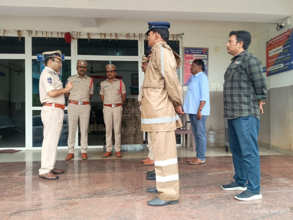 భీమారం పోలీస్ స్టేషన్‌ను ఆకస్మికంగా తనిఖీ చేసిన సీపీ
