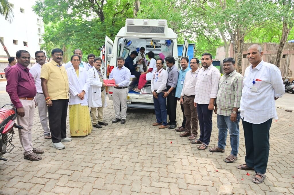 రుయా ఆస్పత్రికి రూ.50 లక్షల విలువైన అధునాతన అంబులెన్స్ విరాళం