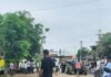మా ఊరి రోడ్లు మా పిల్లల భవిష్యత్తు కాపాడండి అక్రమ ఇసుక రవాణా పై కల్లూరు గ్రామస్తులు ఆగ్రహం అధికారులకు విజ్ఞప్తి