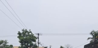 30 ఏళ్లుగా మట్టి రోడ్డే గతి