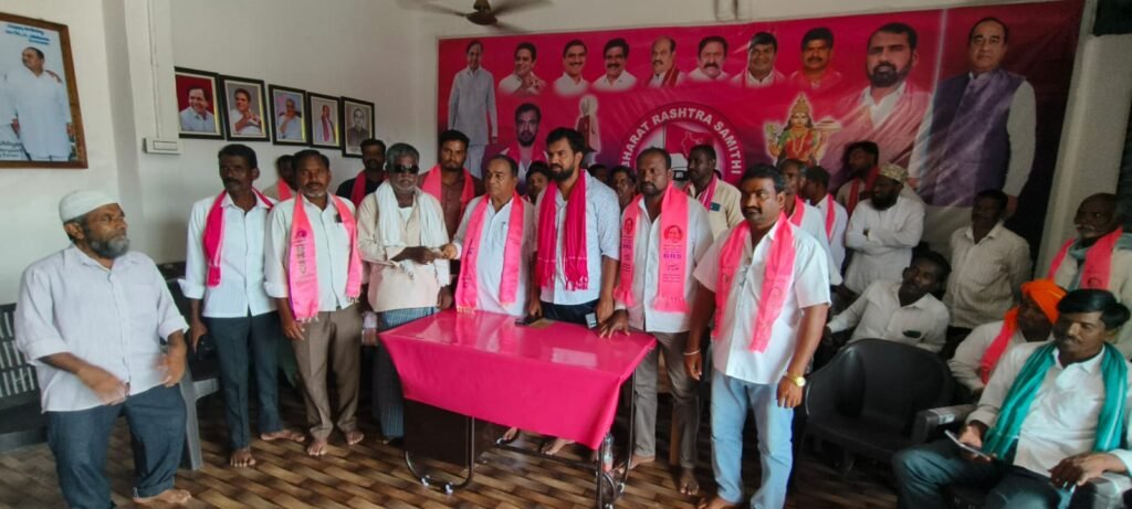 కేటీఆర్ జన్మదినం సందర్భంగా పోతంగల్‌లో సేవా కార్యక్రమాలు