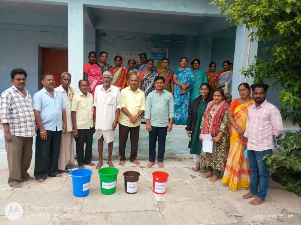 పదో వార్డులో తడి చెత్త పొడి చెత్త పై అవగాహన సదస్సు ఏర్పాటు చేసిన మున్సిపల్ కమిషనర్ తిరుపతి<br><br>