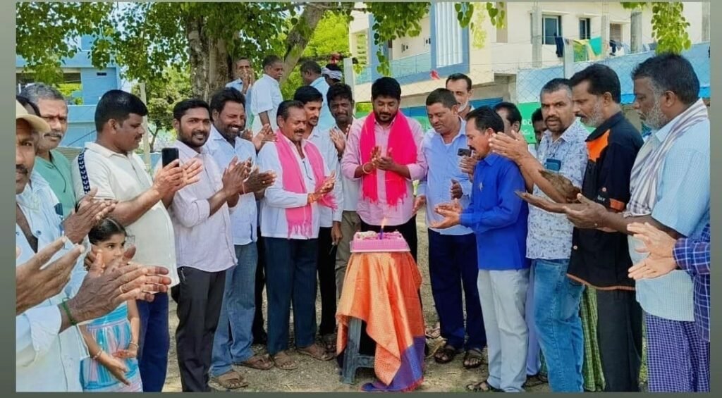 బిఆర్ఎస్ పార్టీ వర్కింగ్ ప్రెసిడెంట్&nbsp; కేటీ రామారావు&nbsp; 50 వ జన్మదినం వేడుకలు