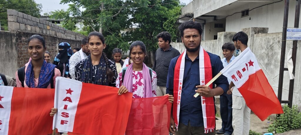 నీట్&nbsp; సీబీఎస్‌ఈ పరీక్షల్లో అవకతవకలపై సమగ్ర విచారణ జరపాలి