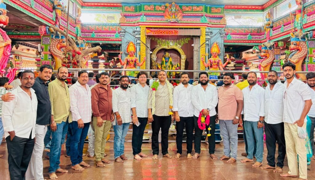 ఘనంగా వకీల్ సాబ్ జన్మదిన వేడుకలు….      మైసిగండి మైసమ్మ ఆలయంలో ప్రత్యేక పూజలు – భక్తులకు అన్నదానం