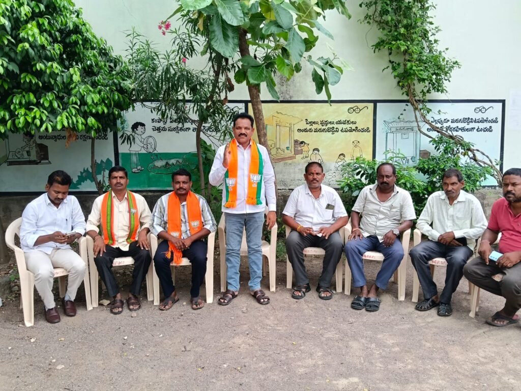 యువత భవిష్యత్తును దృష్టిలో పెట్టుకుని కేంద్ర విద్యాశాఖ మంత్రి ధర్మేంద్ర ప్రధాన్ రాజీనామా
