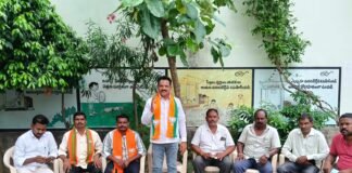 యువత భవిష్యత్తును దృష్టిలో పెట్టుకుని కేంద్ర విద్యాశాఖ మంత్రి ధర్మేంద్ర ప్రధాన్ రాజీనామా