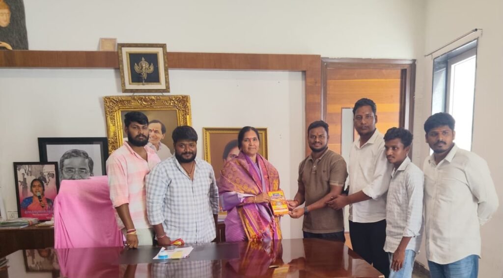బోనాల మహోత్సవానికి మాజీ డిప్యూటీ స్పీకర్ పద్మదేవేందర్ రెడ్డికి ఆహ్వానం