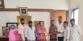 బోనాల మహోత్సవానికి మాజీ డిప్యూటీ స్పీకర్ పద్మదేవేందర్ రెడ్డికి ఆహ్వానం