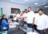 బీఆర్ఎస్ కౌన్సిలర్ల వార్డులపై వివక్ష ఎందుకు?