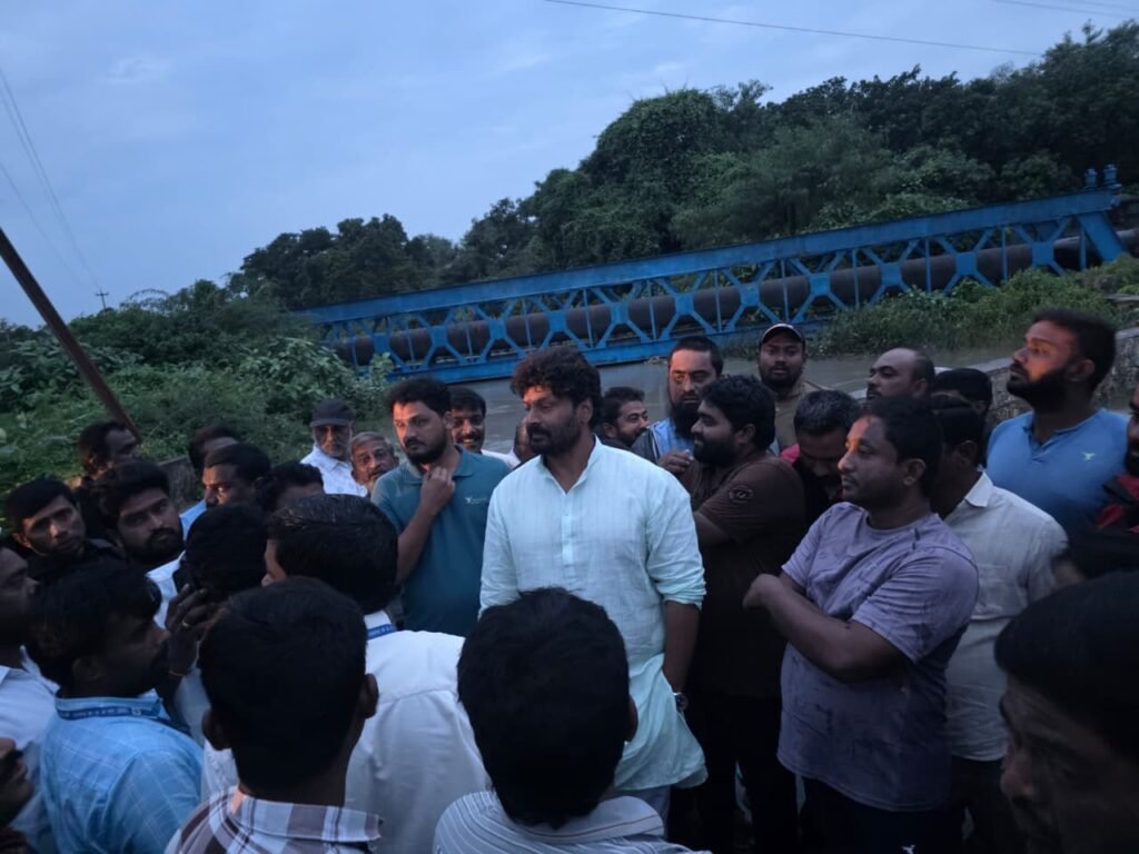 బాధితులకు అండగా ఉంటాం ఎమ్మెల్యే రాజ్ ఠాకూర్