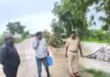 భారీ వర్షాలతో సోంపూర్ – హుంసా లోలెవెల్ బ్రిడ్జి రోడ్డుపై రాకపోకల నిషేధం.