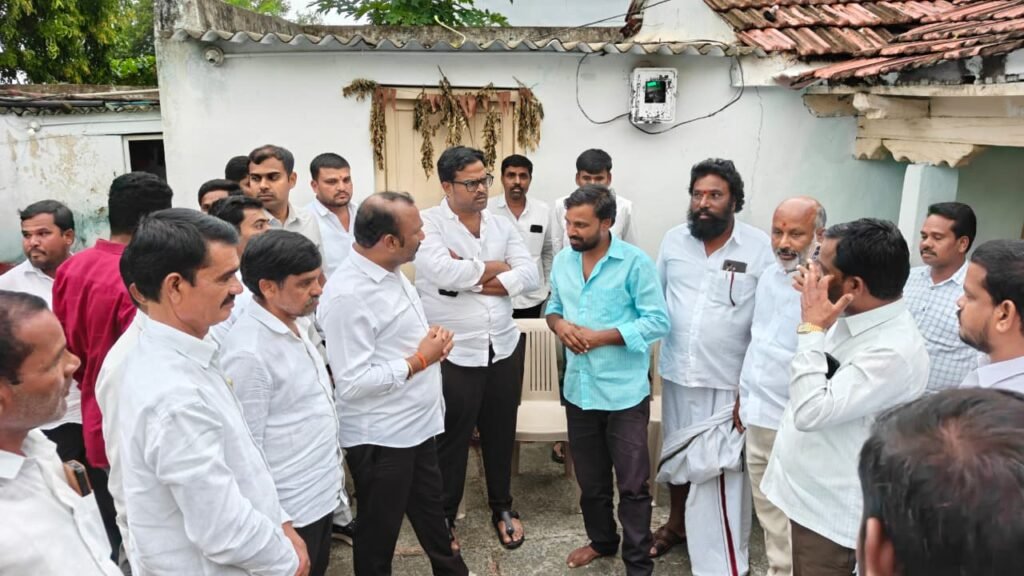 కొందుర్గు పర్యటనలో పలువురిని పరామర్శించిన ఎమ్మెల్సీ నవీన్ రెడ్డి