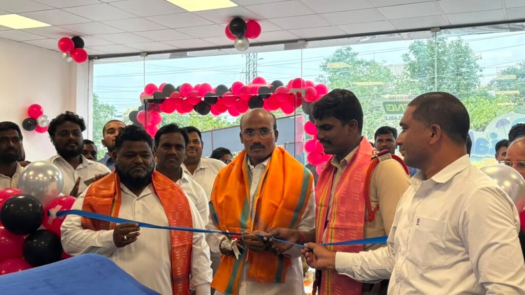 జయభేరి ఆధ్వర్యంలో మారుతి సుజుకి నూతన బ్రీజా కారు విడుదల