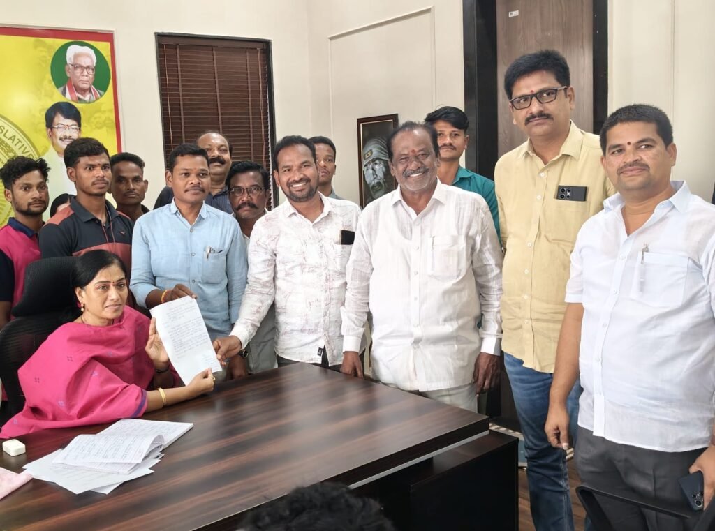 ప్రజల సమస్యలు పరిష్కారం కోసమే ప్రజా దర్బార్&nbsp; ఏర్పాటు చేశాము ఎమ్మెల్యే గౌతు శిరీష