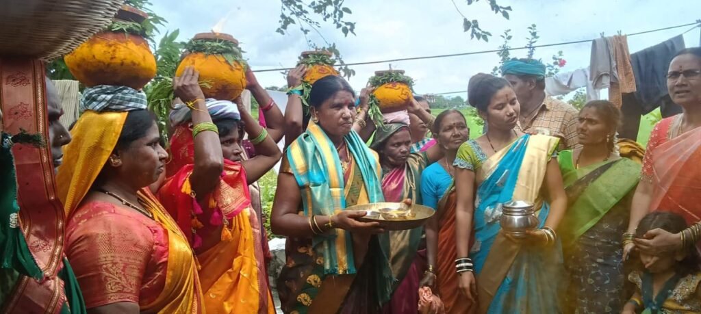తిరుమలపూర్‌లో భక్తిశ్రద్ధల నడుమ ఘనంగా బోనాల సంబరాలు