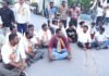 రాహుల్ గాంధీ అరెస్టును ఖండిస్తూ గోదావరిఖనిలో కాంగ్రెస్ ధర్నా