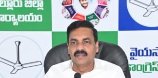 షూటింగ్ ను తలపిస్తున్న చంద్రబాబు పర్యటన – కాకాణి