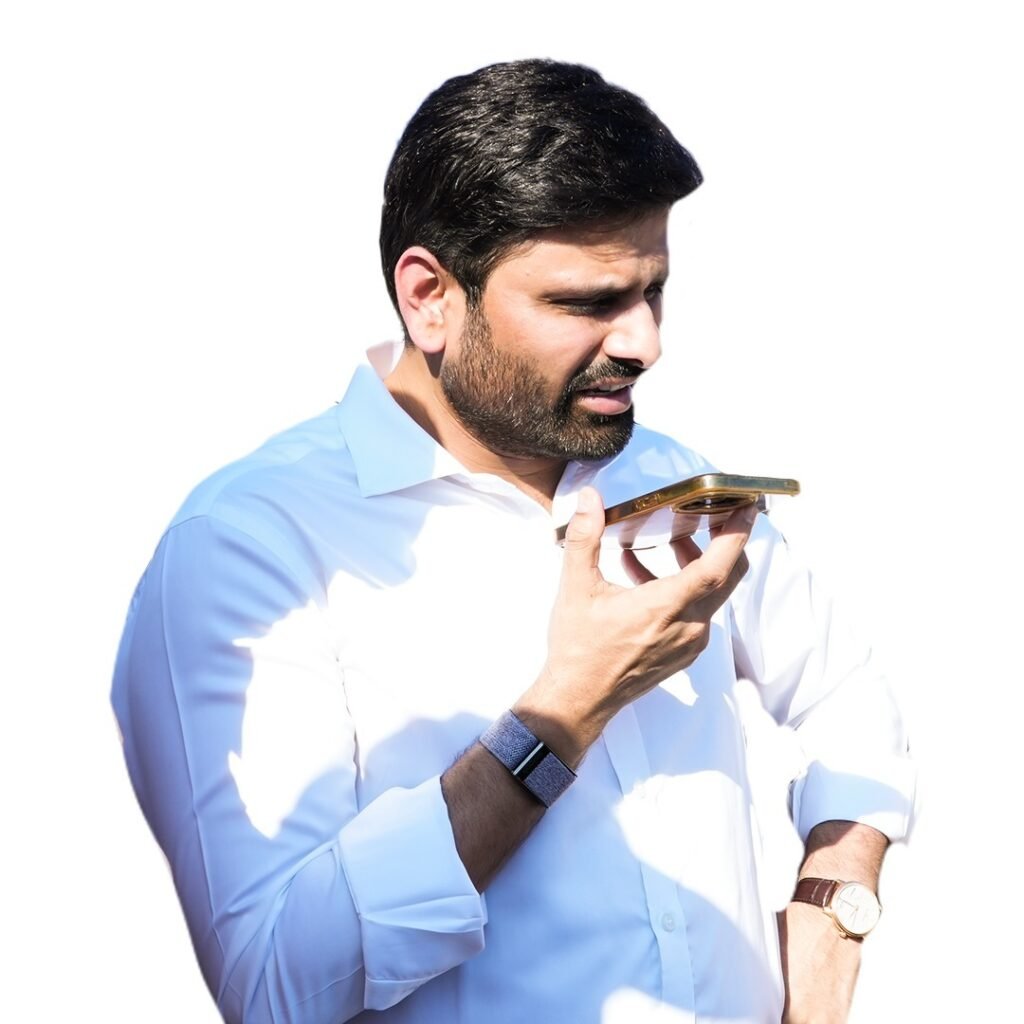 రహదారి అవస్థలపై బీసీ హాస్టల్ విద్యార్థుల వినతి..స్పందించి హామీ ఇచ్చిన.. ఎంపీ.