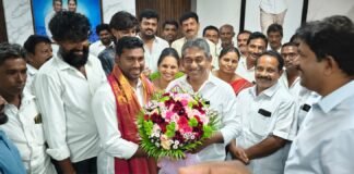 నేదురుమల్లిని మర్యాదపూర్వకంగా కలిసిన గూడూరు సమన్వయకర్త బూదూరు గురవయ్య