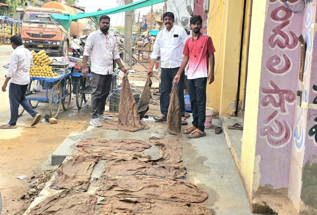 క్వాలిటీ కంట్రోల్ ఎక్కడ?.. ఆర్ అండ్ బి అధికారులపై తీవ్ర విమర్శలు వారిపై చర్యలు తీసుకోవాలి: ఆల్ ఇండియా హ్యూమన్ రైట్స్