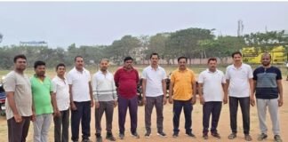 డిగ్రీ కాలేజీ మైదానంలో తీరిన చీకట్ల కష్టంవెలిగిన లైట్లు