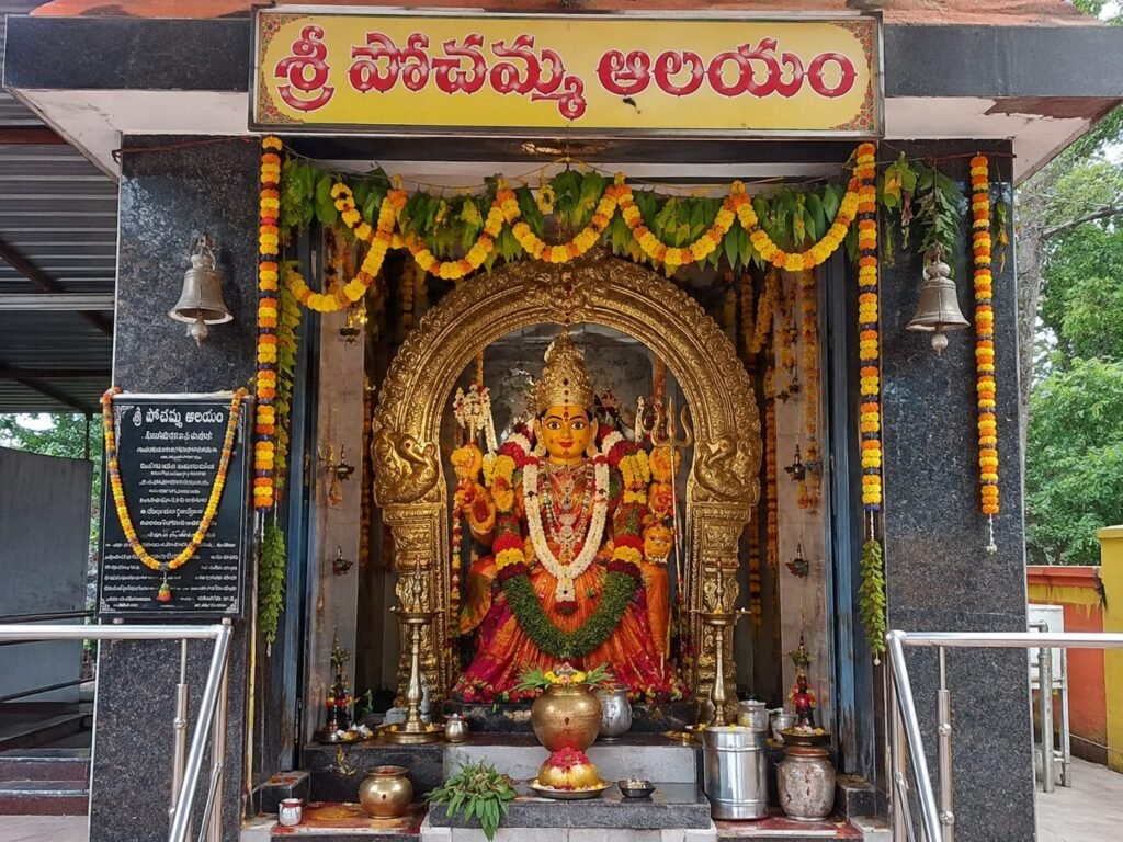 ఆగస్టు 9న ఘనంగా బోనాల సంబరాలు… శివారెడ్డిగూడ, మారుతీనగర్, శ్రీనిధి నెస్ట్ కాలనీల పెద్దల ఏకగ్రీవ నిర్ణయం