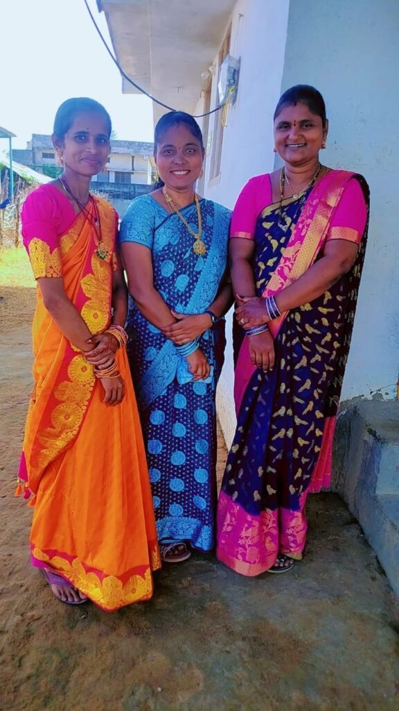 మన పస్రా ఊరి ముగ్గురు ఆడబిడ్డల చిన్ననాటి స్నేహం