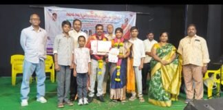 శ్రీకాంత్ గౌడ్ కు మిత్ర రత్నావళి బిరుదు అందజేత
