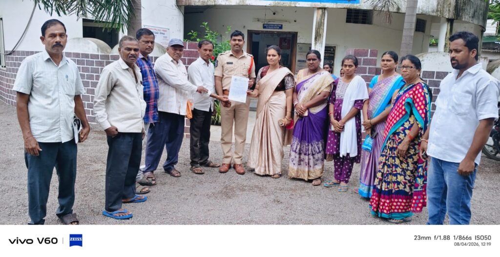 రేగొండ మండల కేంద్రంలో మద్యపాన నిషేధం