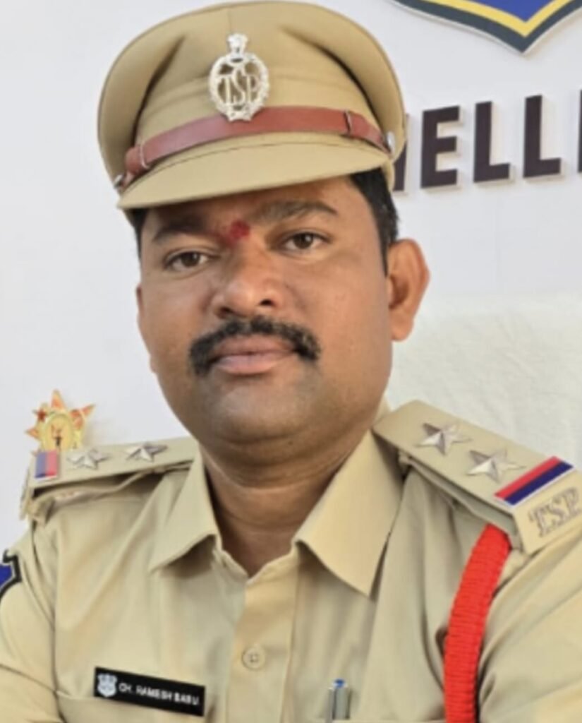 గంజాయి స్మోకర్స్ పట్టివేత డి-అడిక్షన్ కు తరలింపు ఎస్సై రమేష్ బాబు
