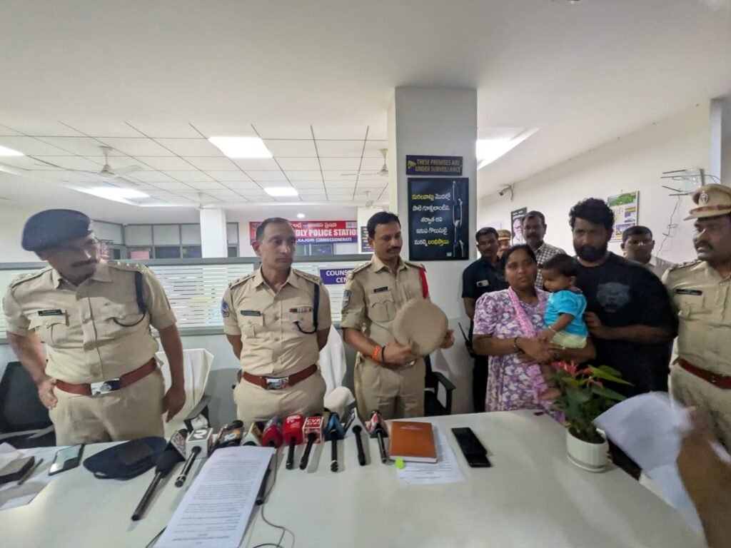 8 నెలల చిన్నారి కిడ్నాప్… కేసు మూడు గంటల్లోనే చేదన