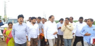భద్రాచలం–వాజేడు రహదారికి మోక్షం కల్పించండి