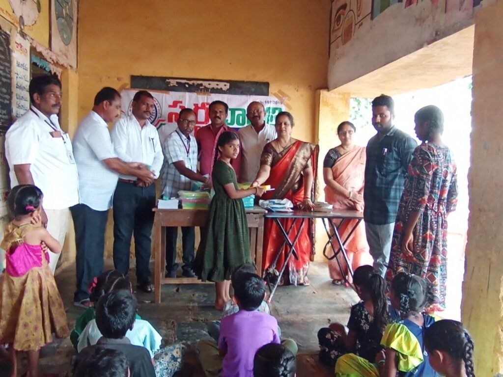 స్వర్ణభారతి ట్రస్ట్ ఆధ్వర్యంలో ‘పుస్తక దానం-మహాదానం’ కార్యక్రమం