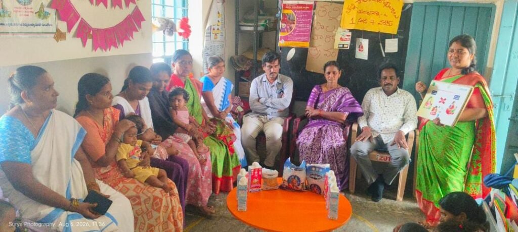 తుమ్మనపల్లి గ్రామంలోని అంగన్వాడీ పాఠశాలలో తల్లిపాల వారోత్సవాలు<br>