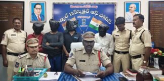 బ్యాటరీల చోరీ ముఠా గుట్టురట్టు.. నలుగురు అరెస్ట్