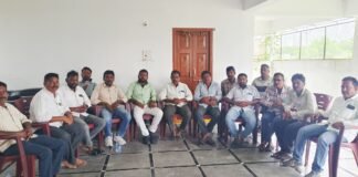 విలేకరులను దూషించిన మార్కెట్ కమిటీ చైర్మన్ పై చర్యలు తీసుకోవాలి