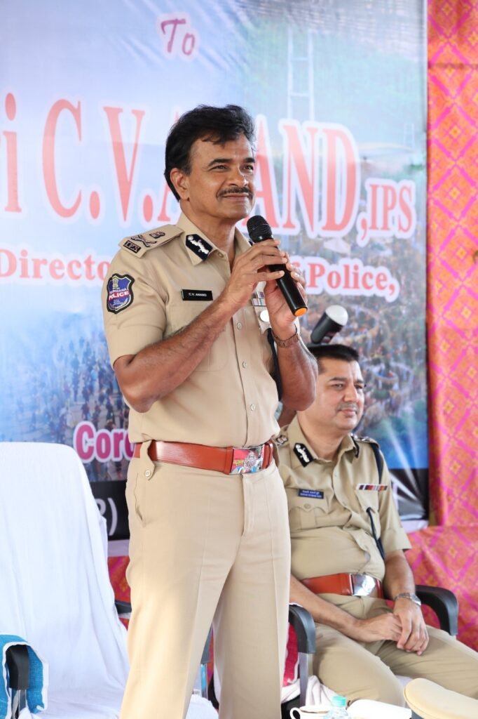 5వ బెటాలియన్‌లో డీజీపీ పోలీసింగ్‌పై దిశానిర్దేశం